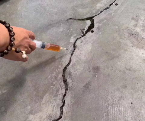 龙凤混凝土裂缝修补技术详解​