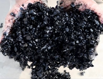 龙凤沥青冷补料（沥青砂）的优势特点与施工流程解析